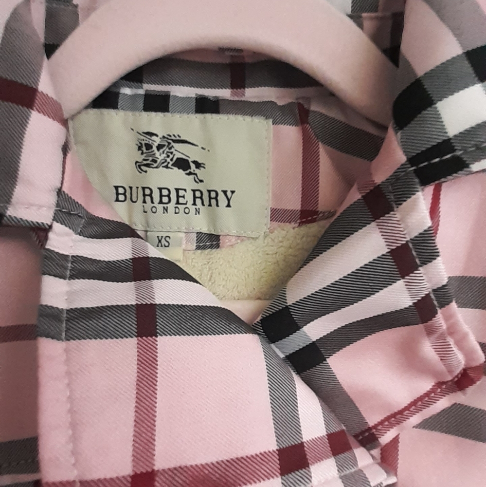 Burberry coat - Picture 2 of 12